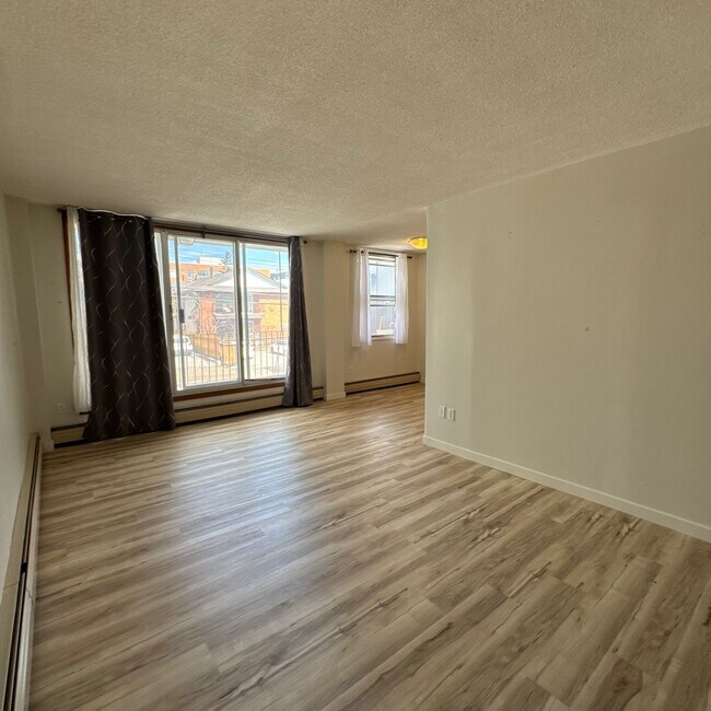 Photo - 2024-2035 35 Ave SW Unit 1a