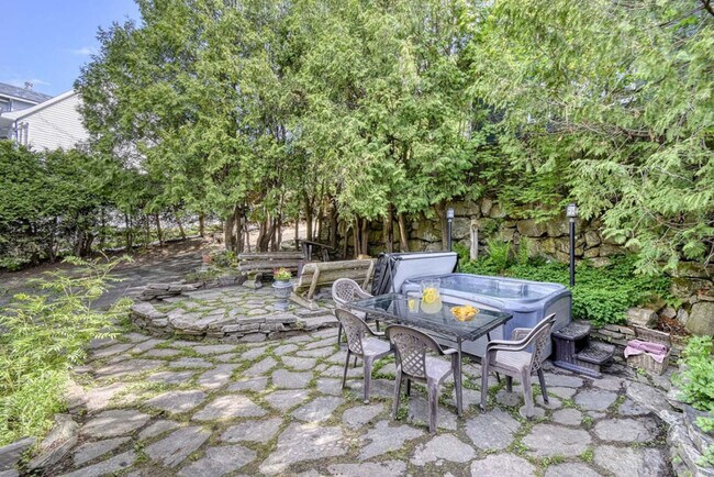 Photo - 1690 Rue Principale Unit ID1061553P