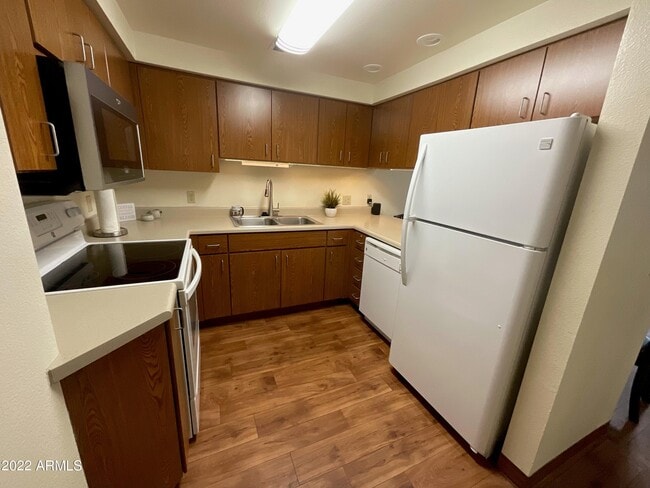 Photo - 6945 E Main St