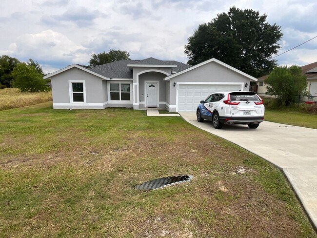 Photo - Available End of Year!!! AND Get First Month Half Off if Move in by January 1, 2026 Gorgeous Newe...