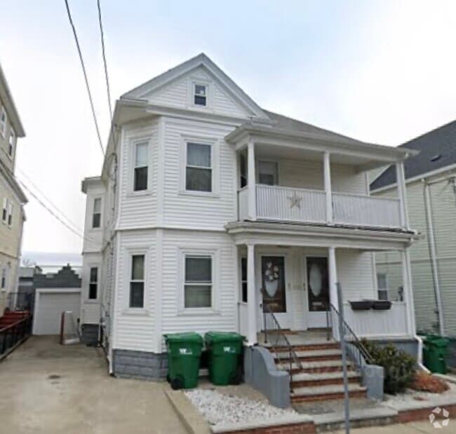 Building Photo - 85 Albion St Unit 2 Rental