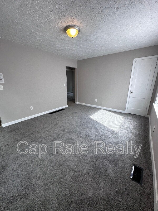 2359 McGuffey Rd