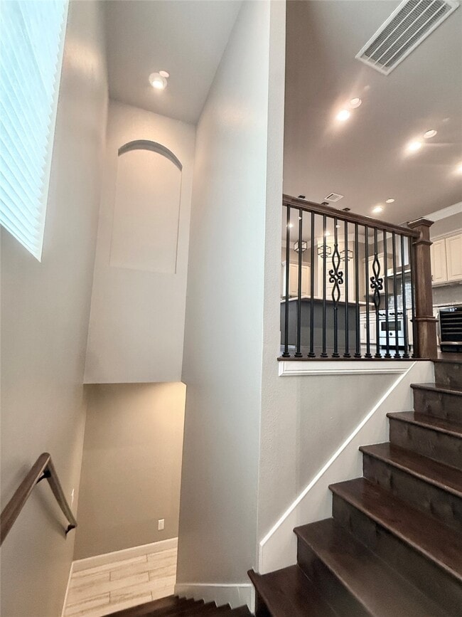 Photo - 2116 Couch St