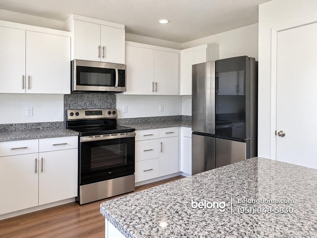 1468 Side Saddle Cir