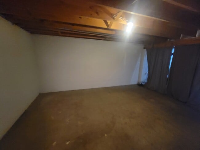 Photo - 8173 Newark Ave