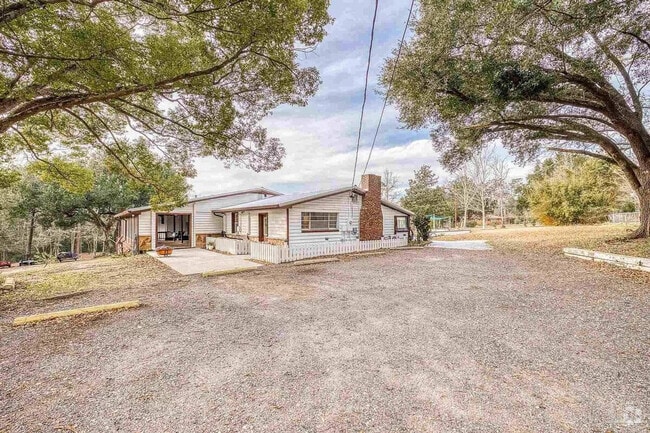 Building Photo - 2370 Hencye Dr Rental
