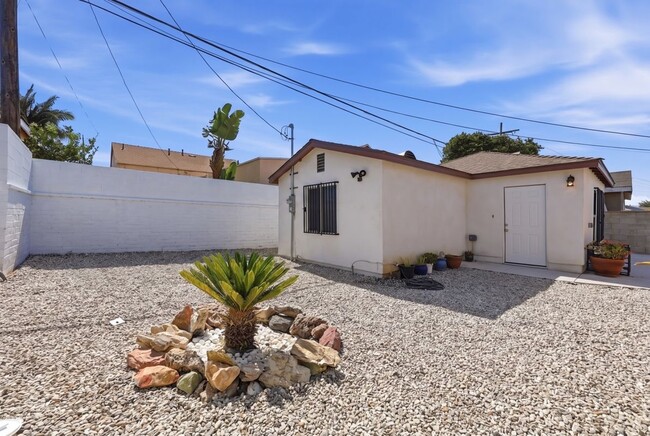 10646 S Wilton Pl