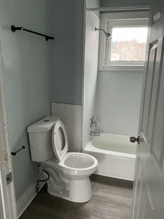 Photo - 14405 Sylvia Ave