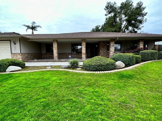 Building Photo - Haggin Oaks Cul De Sac Beauty! Best Schools and Shopping! 3Bed 2Bath $2,750Rent $2,750Deposit App...
