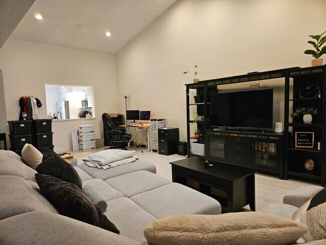 Photo - 7976 La Mirada Dr