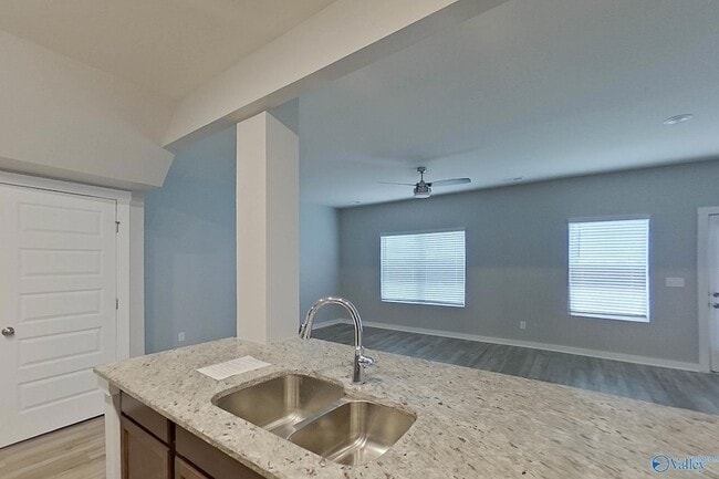 Photo - 7210 Chatfield Wy NW