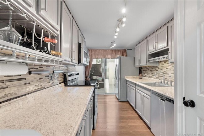 Photo - 34 Cinnamon Spring Unidad 34