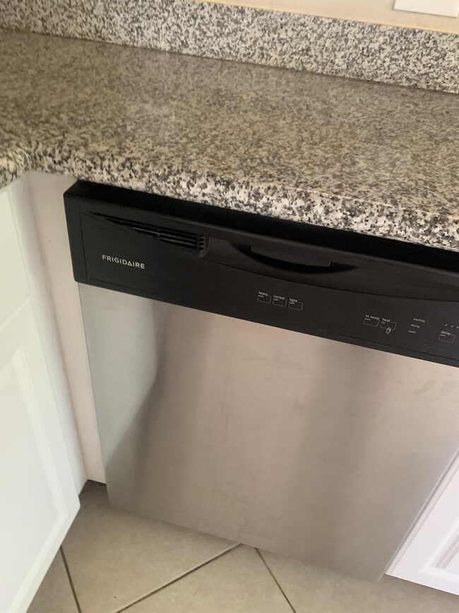 Photo - 265 S 1135 W