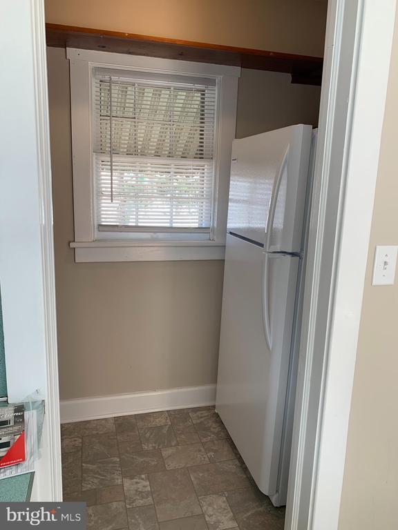 Photo - 764 Buchanan Trail E