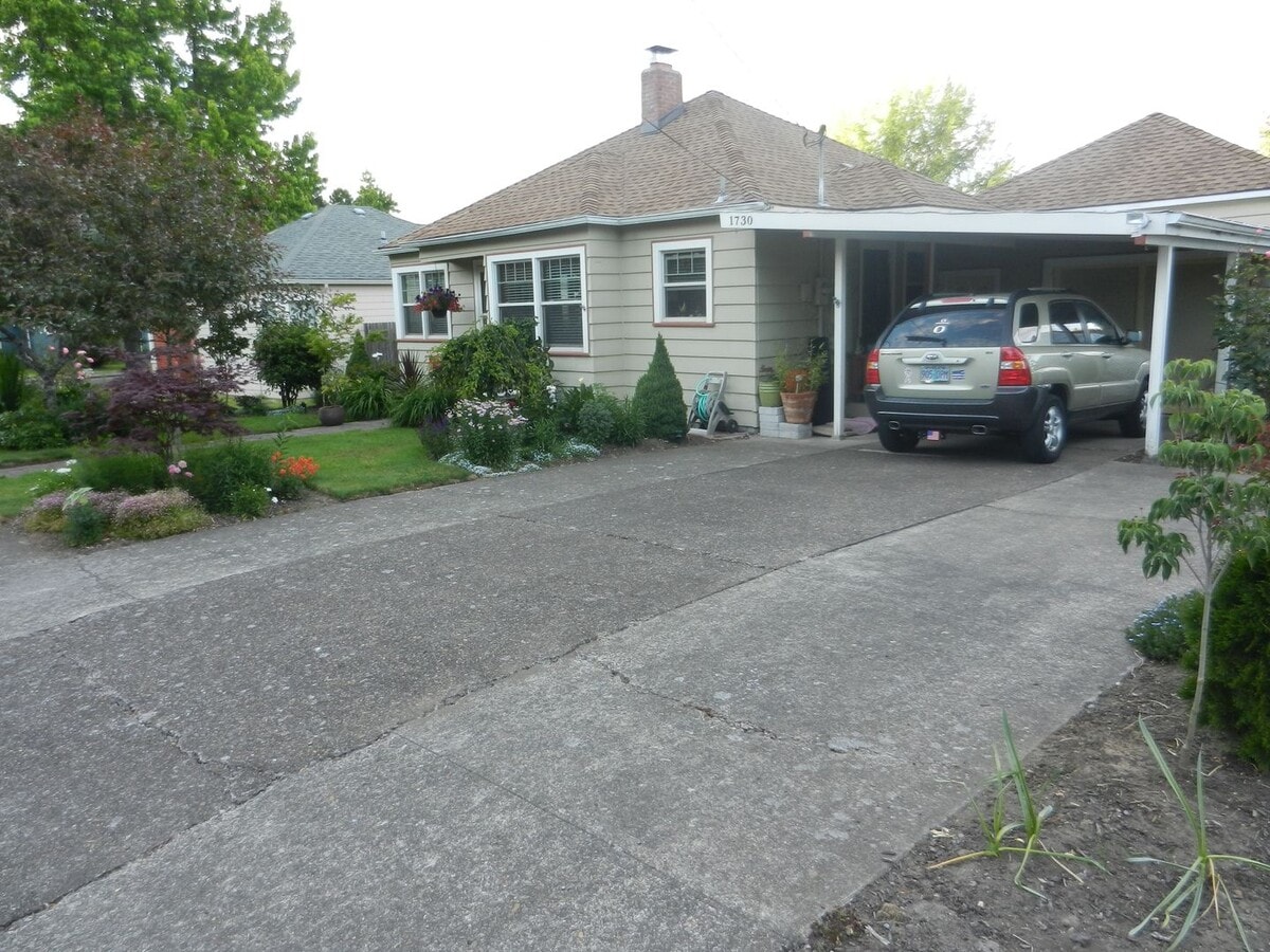 Photo - Charming home near Bush Park