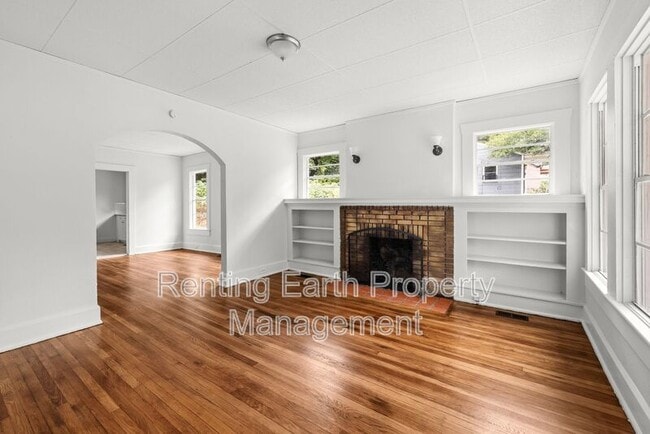 Photo - 5316 Court I