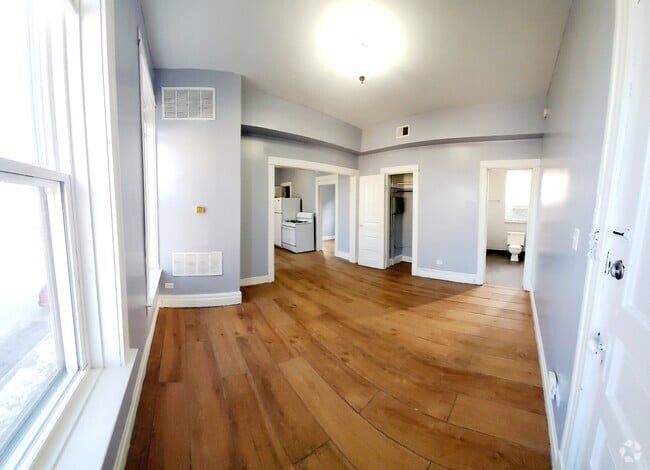 Building Photo - 3601 S Winchester Ave Unit 2 Rear Rental