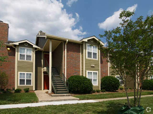 Entrance - Central on the Green Apartment Homes