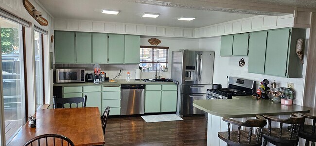 Photo - 3 Bed 2 Bath Newman Lake Home on the water with beach, dock and boat slip