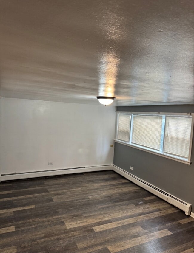 Building Photo - 5908 Butterfield Rd Unit B