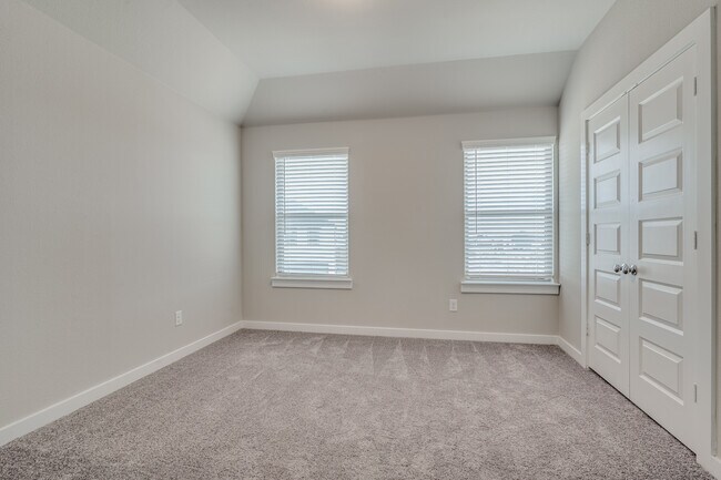 Photo - 2808 Spring Side Dr