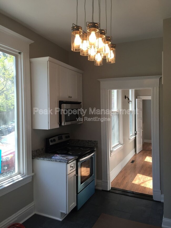 Photo - 2901 Ellwood Ave Unidad 1