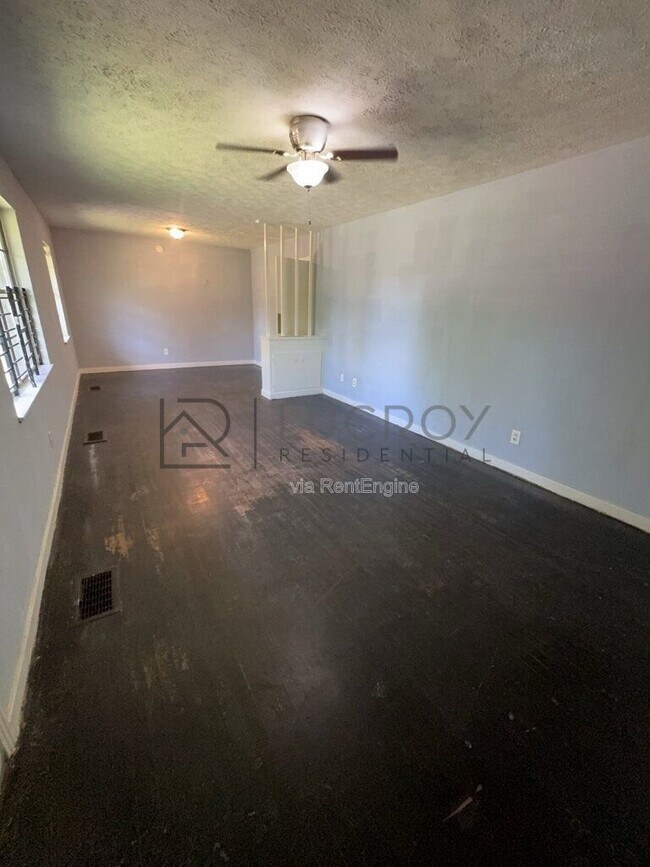 Photo - 1339 Maria Dr
