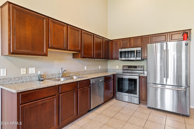 Photo - 2256 E Huntington Dr