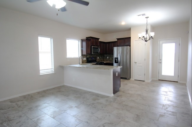 Photo - 13276 Emerald Isle St