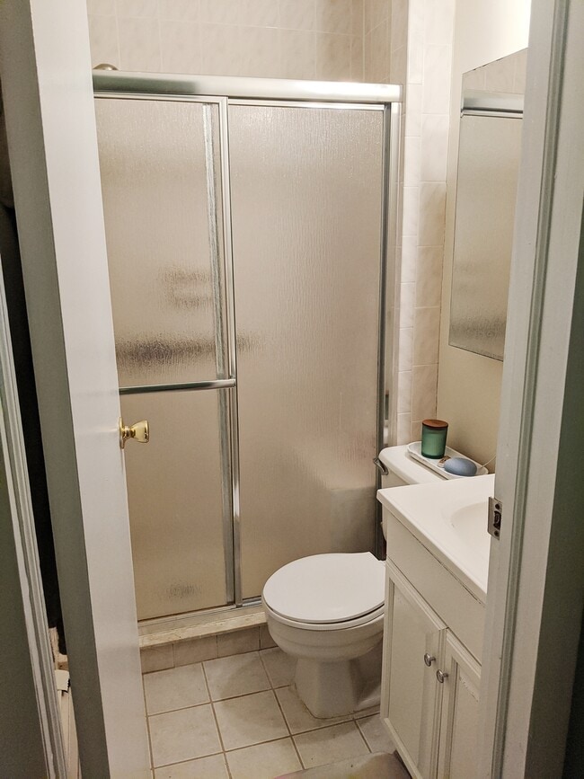 Photo - 17 Hillside Ave