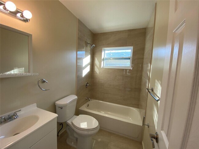 Photo - 1158 SW 11th Ave Unit 1160