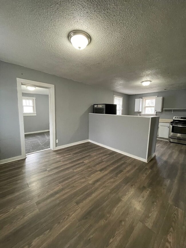 Photo - 215 E Copley Ave