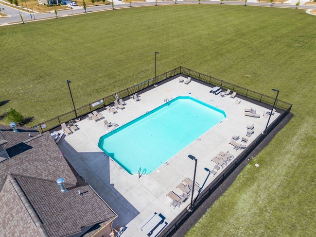 Photo - 968 Blackmore Dr House