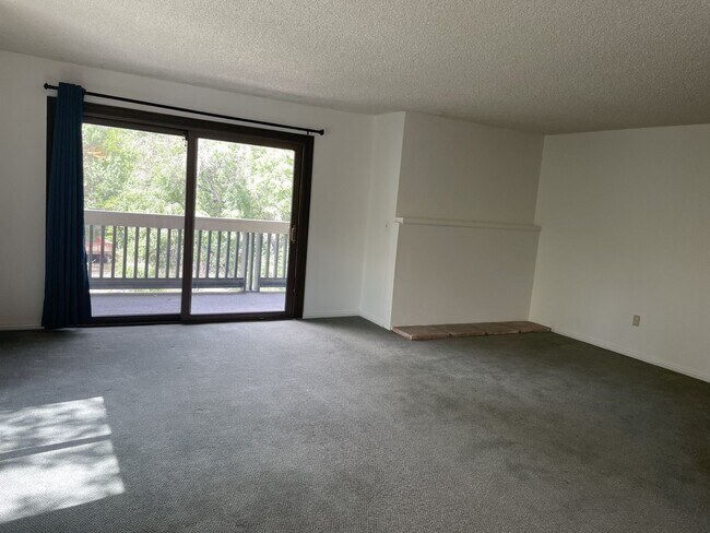 Photo - 2 Bedroom View Condo of Truckee River!