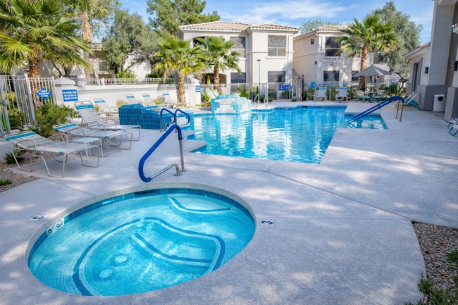 Building Photo - 9550 E Thunderbird Rd Unit 138