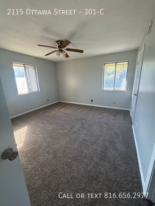 Photo - 2115 Ottawa St Unit 301-C