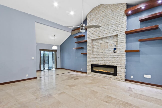 Photo - 6228 Brillo Luna St