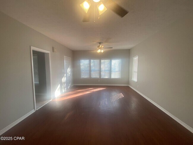 388 Massalina Dr