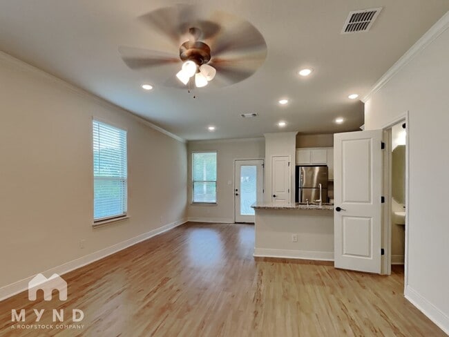 Photo - 2230 Sandlewood Cv