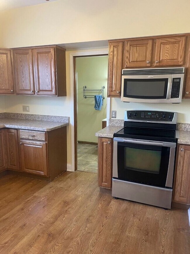 Photo - Single family home in Springfiled