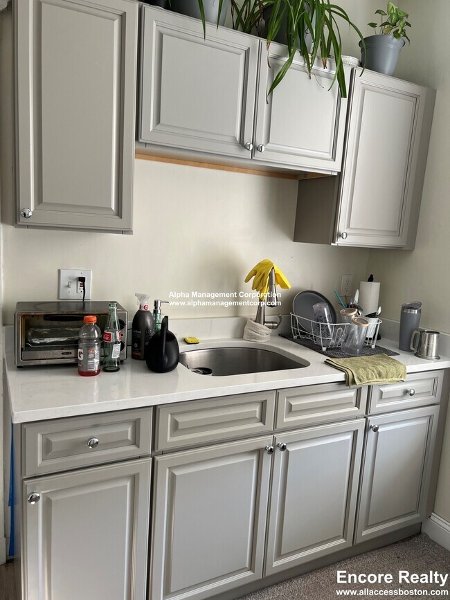 Photo - 94 Maple St Unidad 1