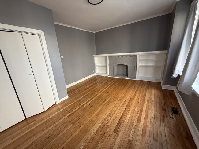 Photo - 1030 E Hyde Park Blvd Unit 2