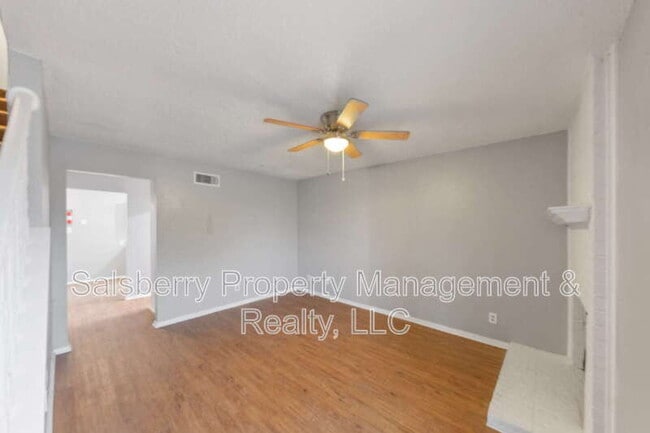 Photo - 5829 Shadydell Dr