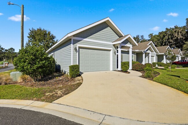 Photo - Villas of West 3Bed/2Bath End Unit