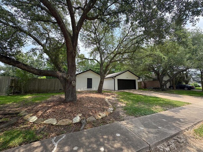 Photo - 1204 Osborne Dr