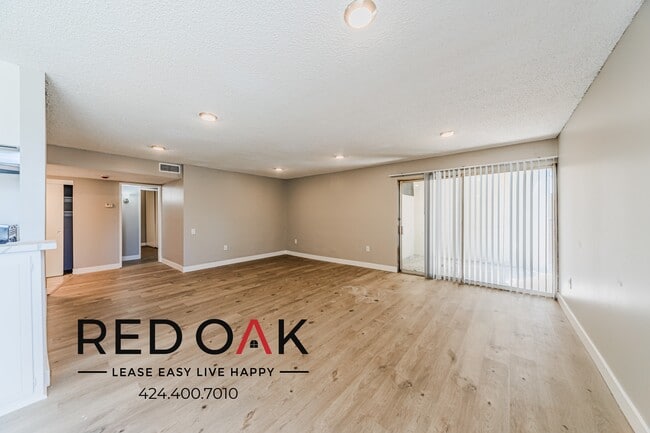 Photo - 15101 Magnolia Blvd Unit B11