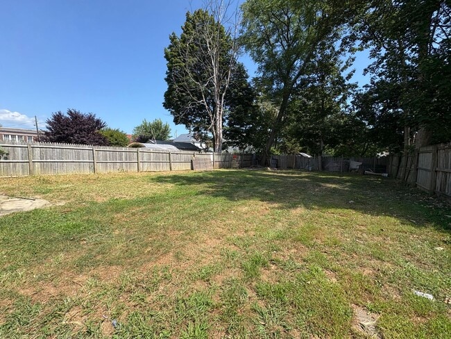 119 7th Ave