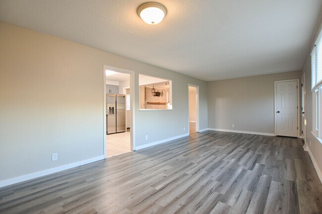 414 Sango Rd