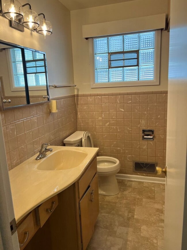 Photo - Amazing 3 Bedrooms with Rec Room Single Family in an Excellent Neighborhood!