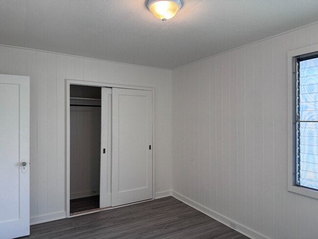 Photo - 2 Bed/1 Bath/ 1 Parking w/ Split A/C unit